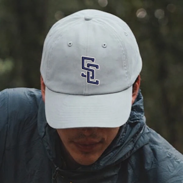 Casquette personnalisée à Paris.